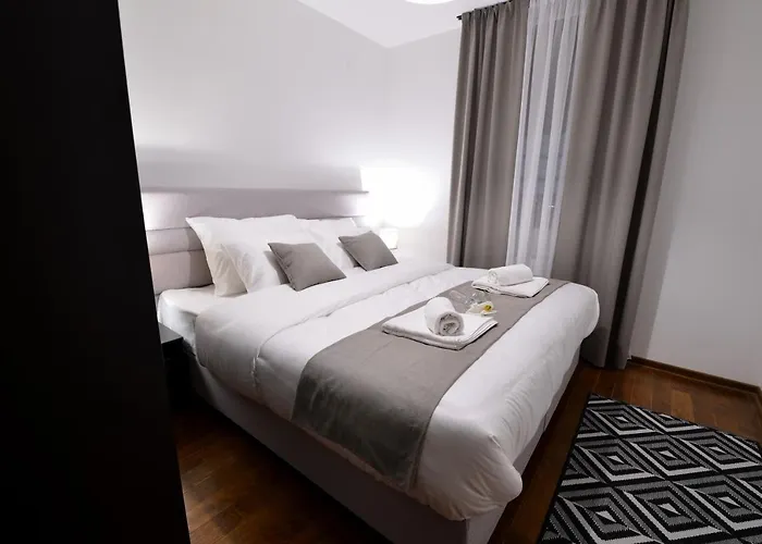 Diamondlux Apartament *